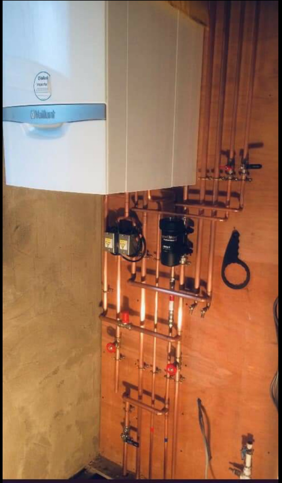 Kitchen sink and tap installation, exemplary quality.